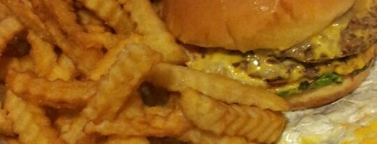Solly's Grille is one of Burgers.