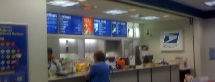 US Post Office is one of Tempat yang Disukai Jonathan.