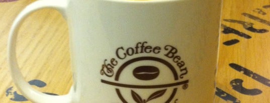 The Coffee Bean & Tea Leaf is one of Makan @ Utara #6.