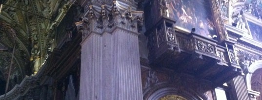 Basilica di Santa Maria Maggiore is one of Locais curtidos por Andrea.
