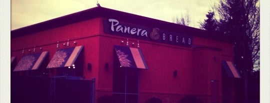 Panera Bread is one of สถานที่ที่ Carlos ถูกใจ.