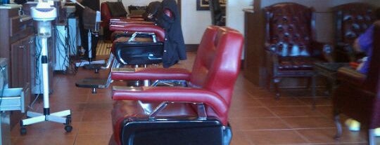 Sloane Square Barber Shoppe is one of brettさんのお気に入りスポット.