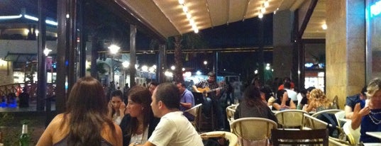 Forum Mandolin Cafe Restaurant is one of mekan.