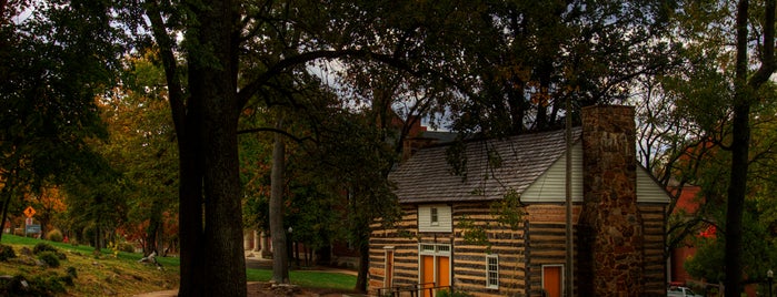 Pioneer Log Cabin is one of Campus Tour.