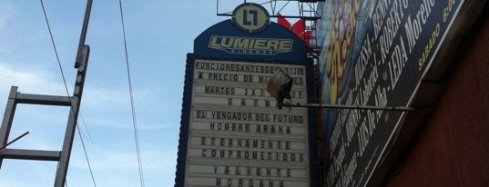 Cinemex is one of Mis Sitios Favoritos.