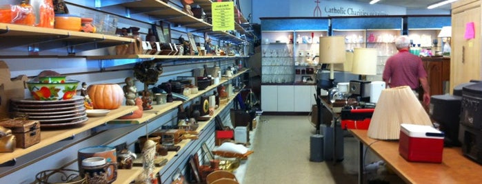 World of Goods Donation Center is one of Thrifty Vintage Antiquing!.