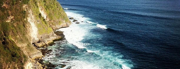 Pura Luhur Uluwatu is one of Bali 2012 Outing.