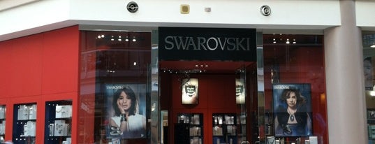 Swarovski is one of Zen's Spectacular stores 🛍🎁.