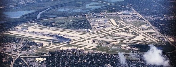 Aeroporto Internazionale di Minneapolis-Saint Paul (MSP) is one of Airports.