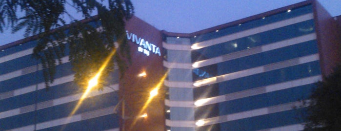Vivanta by Taj is one of Tempat yang Disukai Mouni.