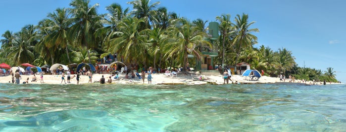 Johnny Cay is one of San Andres, Colômbia.
