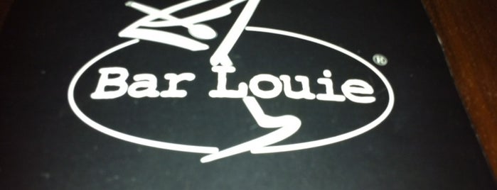 Bar Louie is one of สถานที่ที่ Steve ถูกใจ.