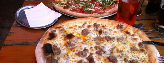 Masaniello is one of Tom's Pizza List (Best Places).