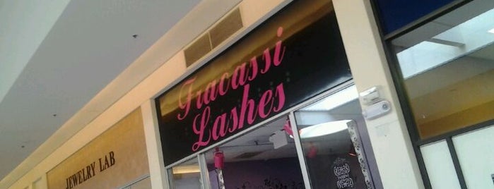 Fracassi Lashes is one of Places.