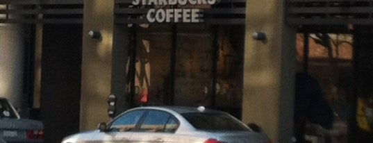 Starbucks is one of Tempat yang Disukai Soowan.