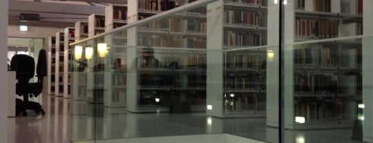 Universiteitsbibliotheek Binnenstad is one of Nerdy Libraries of the World Bucket List.