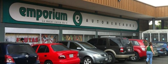 Automercado Emporium is one of Locais curtidos por Raiza.