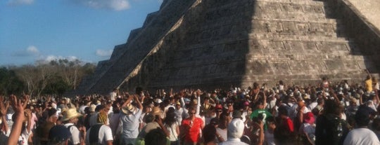 Zona Arqueológica de Chichén Itzá is one of ,).