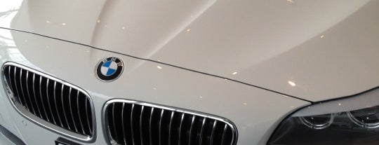 BMW Performance Motor is one of attaphon 님이 좋아한 장소.