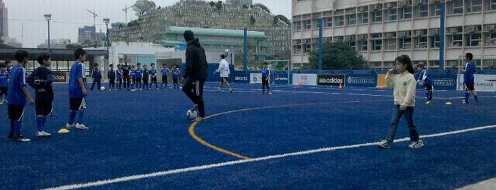 ChelseaFC Soccer School 車路士足球學校 is one of Soccer Field Hong Kong.