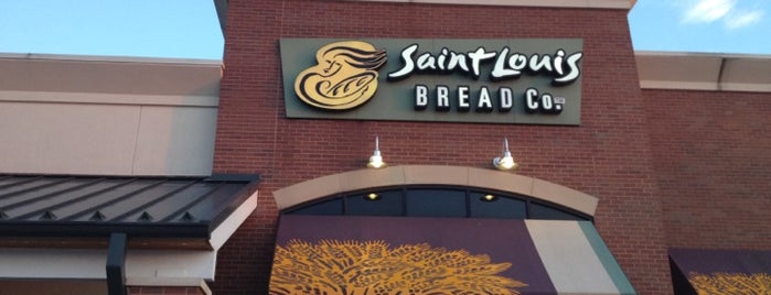 Saint Louis Bread Co. is one of สถานที่ที่ Kelly ถูกใจ.