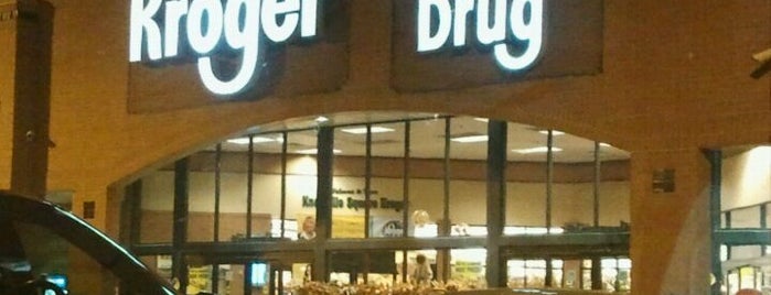 Kroger is one of Locais curtidos por Lucy.