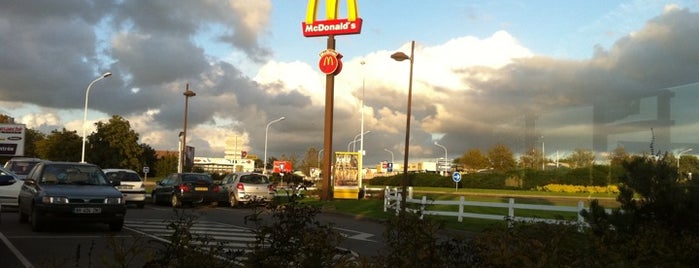 McDonald's is one of Orte, die Ico gefallen.