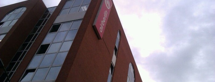 airberlin HQ is one of not true.