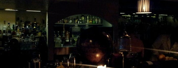 Purl Cocktail Bar is one of London Speakeasies.