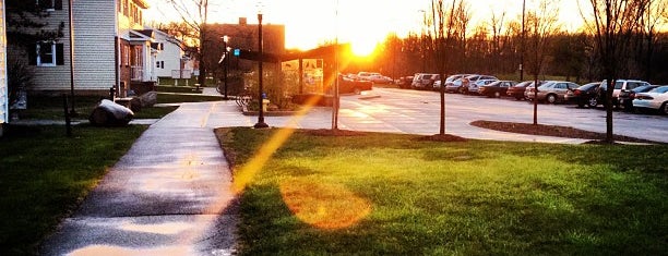 Perkins Green Bus Stop is one of At RIT.