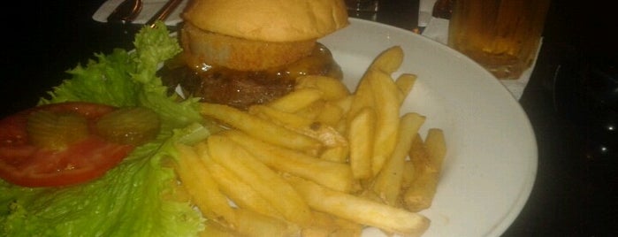 Hard Rock Cafe Barcelona is one of Best Burger Bars Barcelona.