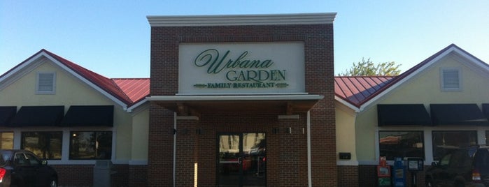 Urbana Garden Family Restaurant is one of Tempat yang Disukai Cass.