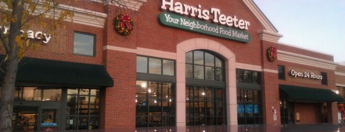 Harris Teeter is one of Nicole’s Liked Places.