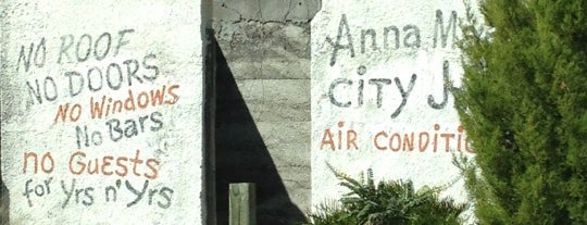 Anna Maria City Jail is one of Lugares favoritos de Lizzie.