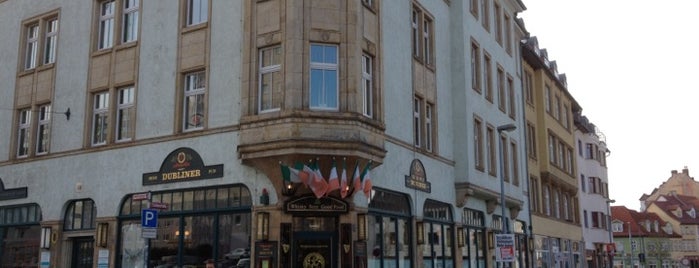Dubliner Irish Pub is one of Tempat yang Disimpan Architekt Robert Viktor Scholz.
