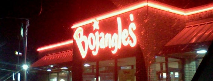 Bojangles' Famous Chicken 'n Biscuits is one of Tempat yang Disukai Claire.