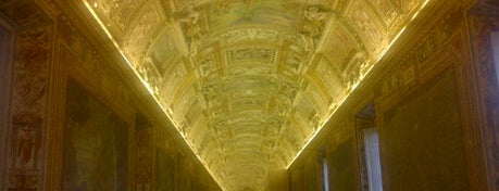 Vatikanische Museen is one of World Must See.