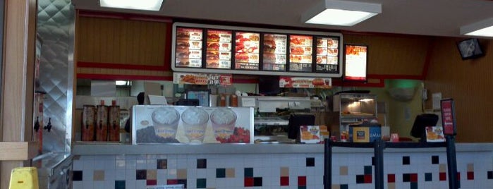 Hardee's is one of Places I Get Fat At..
