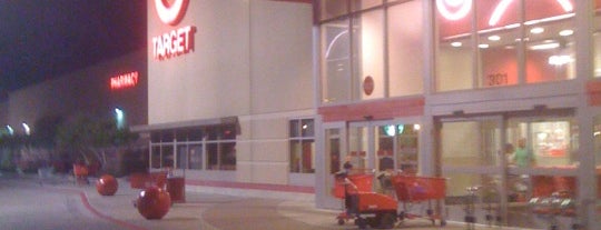Target is one of สถานที่ที่ Mandy ถูกใจ.