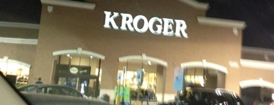 Kroger is one of สถานที่ที่ Henoc ถูกใจ.