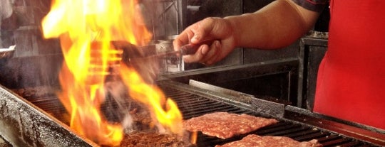 Hamburguesas La Cabaña de Fuentes is one of Francisco’s Liked Places.