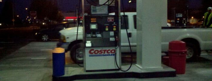 Costco Gasoline is one of Locais curtidos por Enrique.