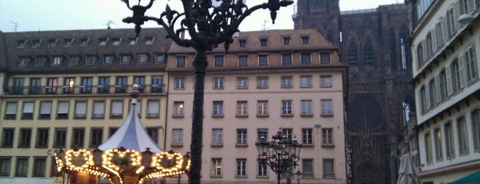 Place Gutenberg is one of Les lieux incontournables à Strasbourg.