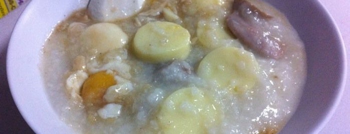 โจ๊กหมูมงคล Mongkol Pork Congee is one of Chinese / Dim Sum Restaurants.