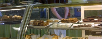 Main Street Bakery & Cafe is one of Posti salvati di Dave.
