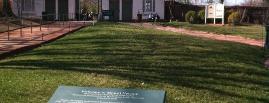 George Washington's Mount Vernon is one of My favorites for Museums.