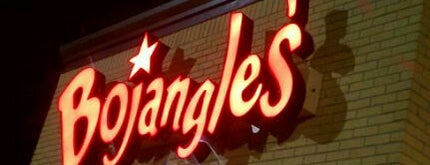 Bojangles' Famous Chicken 'n Biscuits is one of สถานที่ที่ Ronald ถูกใจ.