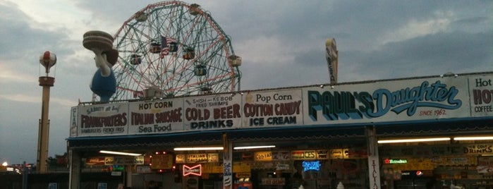 Coney Island Beach & Boardwalk is one of Favorite NYC Photobooths.