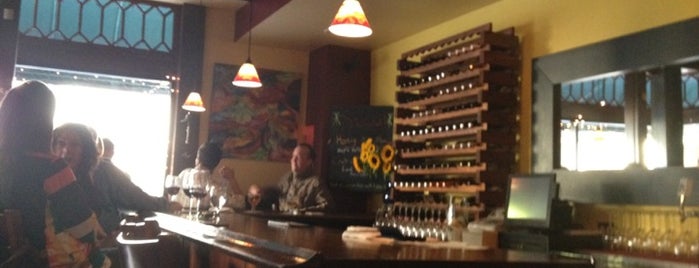 Cafe Meuse is one of Locais salvos de Amber.