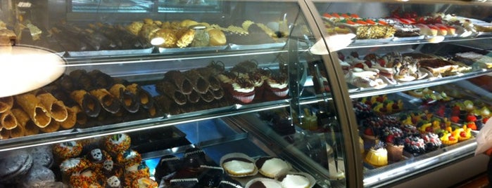 Modern Pastry Shop is one of Beantown.